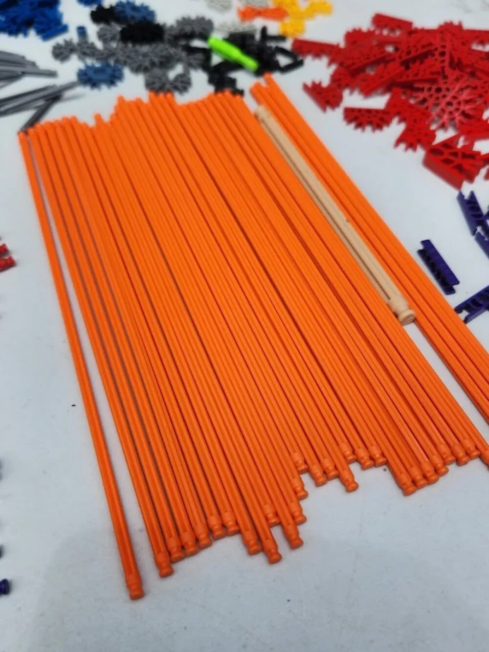 K'NEX Toy Building Set Bulk Lot Mixed Bundle Rods Connectors KNEX STEM Toy Rolle